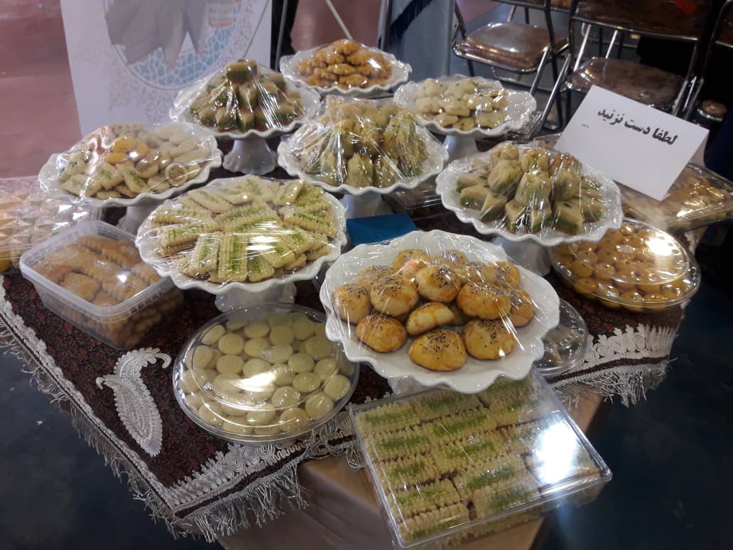 جشنواره شیرینی سنتی و باقلوای قزوین