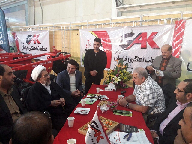 بازدیدحجت الاسلام والمسلمین شیخ قدرت الله علیخانی نماینده ادوارمجلس از نمایشگاه کشاورزی
