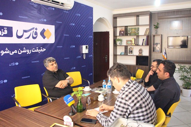 حضور خورگامی مدیرعامل شرکت نمایشگاه های بین المللی استان قزوین در دفتر خبرگزاری فارس قزوین 