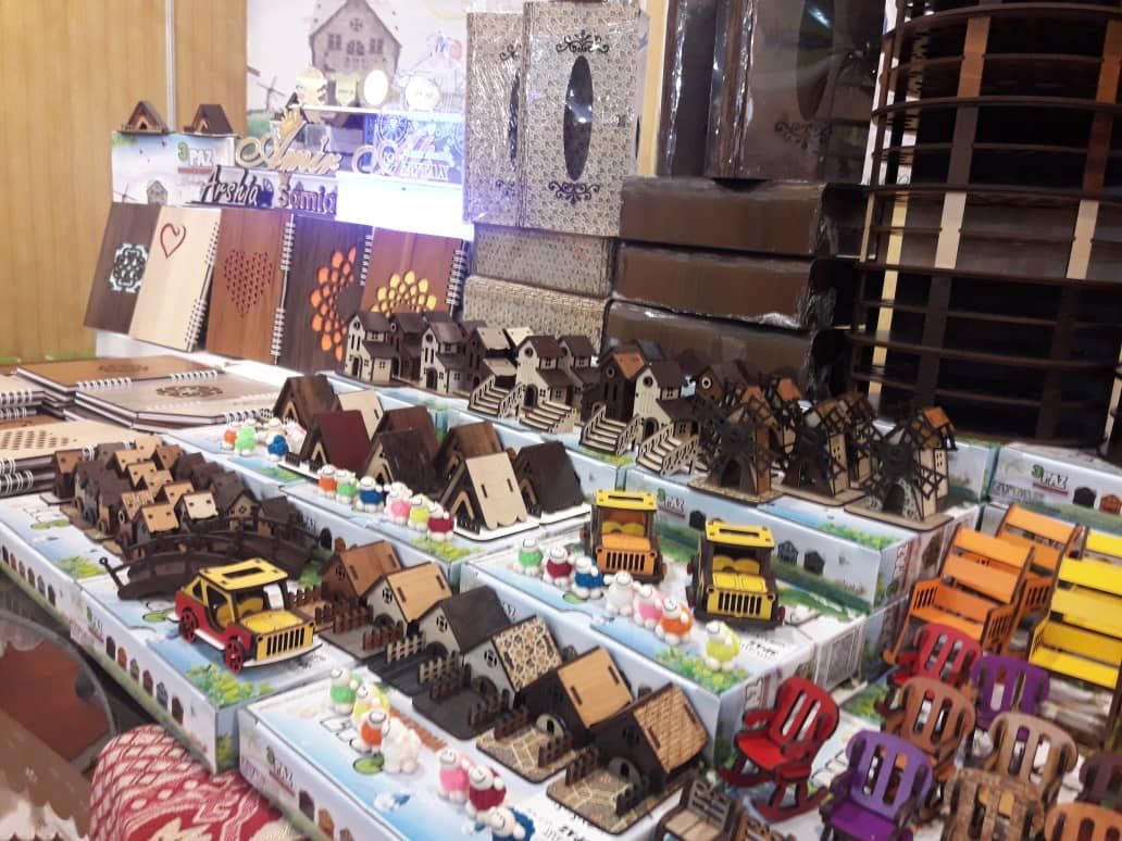 جشنواره فرهنگ کهن ایرانی،نمایشگاه سوغات و هدایا