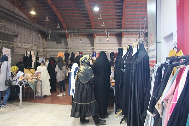 برپایی غرفه های عفاف و حجاب در حاشیه برگزاری نمایشگاه طرح ضیافت رمضان