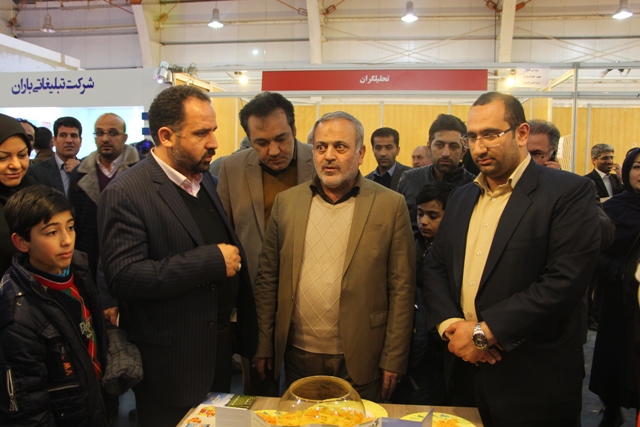 بازدید دکتر محمدی نماینده مردم قزوین در مجلس شورای اسلامی از دومین نمایشگاه صنایع کوچک