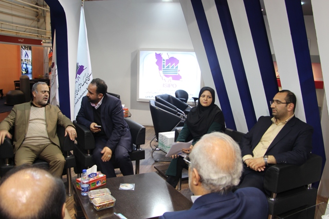 بازدید دکتر محمدی نماینده مردم قزوین در مجلس شورای اسلامی از دومین نمایشگاه صنایع کوچک