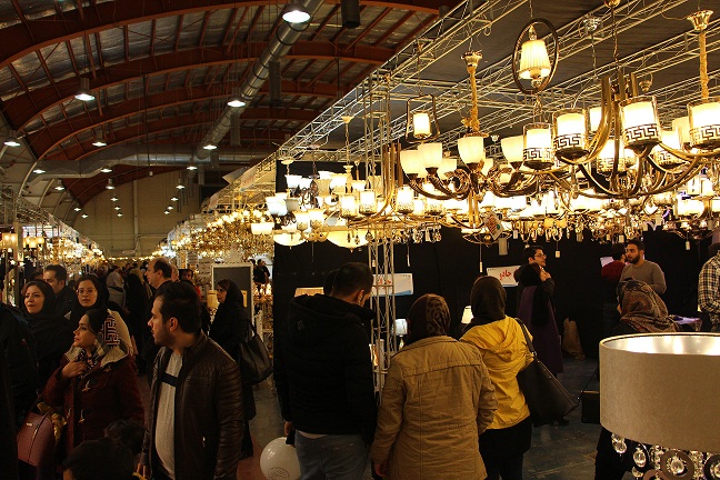 نمایشگاه لوستر و چراغ های روشنایی