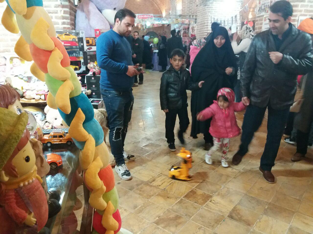 برگزاری جشنواره اسباب بازی با مشارکت شرکت نمایشگاه قزوین و سازمان فرهنگی ورزشی در سرای سعدالسلطنه